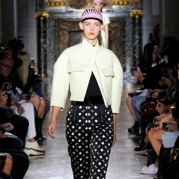Blueitaly™ for: JOHN GALLIANO - Paris - 09/2013 - www.blueitaly.org