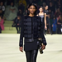 Blueitaly™ for: BALMAIN - Paris - 03/2022 - www.blueitaly.org