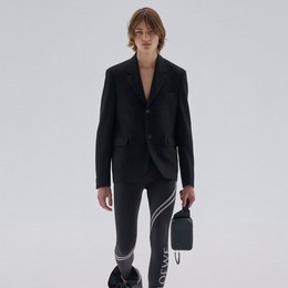 Blueitaly™ for: LOEWE - Paris - 06/2022 - www.blueitaly.org
