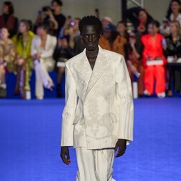 Blueitaly™ for: Off-White - Paris - 09/2022 - www.blueitaly.org