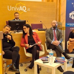 Blueitaly™ for: “LE PROFESSIONI DEL FUTURO” Tra tech, creatività e soft skills - Fondimpresa Articolazione Territoriale Abruzzo - 04/12/2024 L’Aquila - www.blueitaly.org