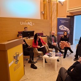 Blueitaly™ for: “LE PROFESSIONI DEL FUTURO” Tra tech, creatività e soft skills - Fondimpresa Articolazione Territoriale Abruzzo - 04/12/2024 L’Aquila - www.blueitaly.org